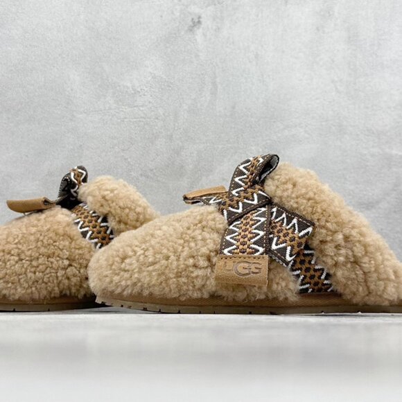 UGG Brown Bow Plush Slippers - Picture 5 of 9